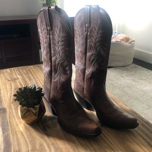 Ariat Heritage X Toe Western Boot